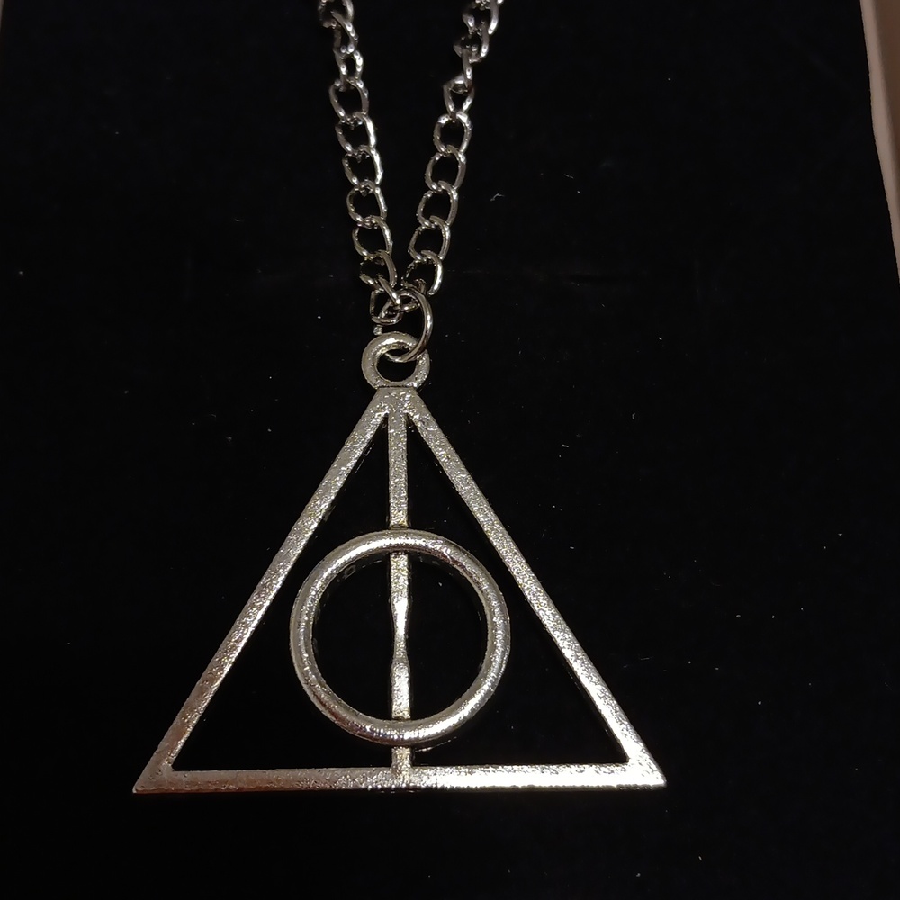 Deathly Hallows Harry Potter Necklace 22" - Picture 1 of 1